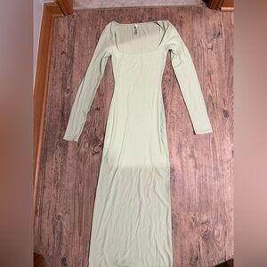 SKIMS SOFT LOUNGE LONG SLEEVE DRESS (BRIGHT GREEN)